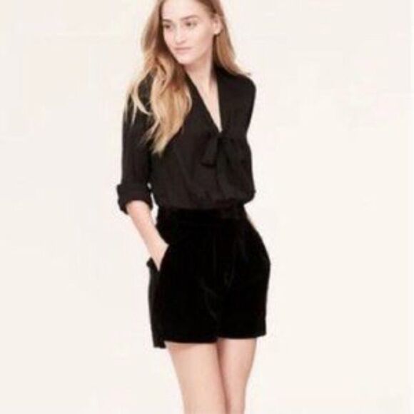 LOFT Black Velvet Short Romper Size 2 - Picture 1 of 12